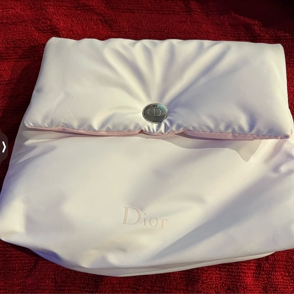 Dior Makeup Bag - Picture 2 of 9